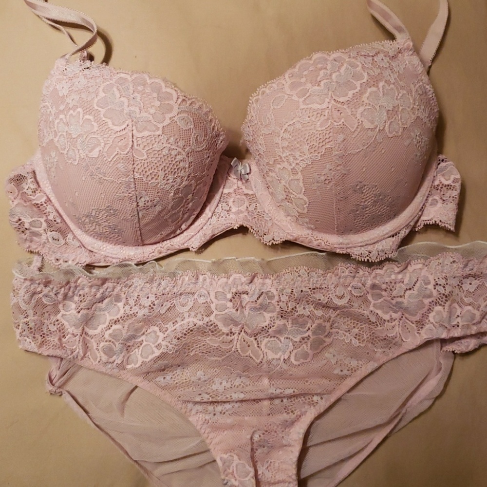 Victoria's Secret Dream Angel's demi bra/panty set